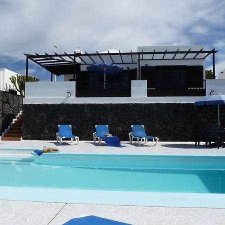 Don Rafael Villa Puerto del Carmen (Lanzarote)