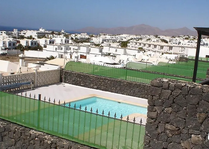 Don Rafael Puerto del Carmen (Lanzarote)